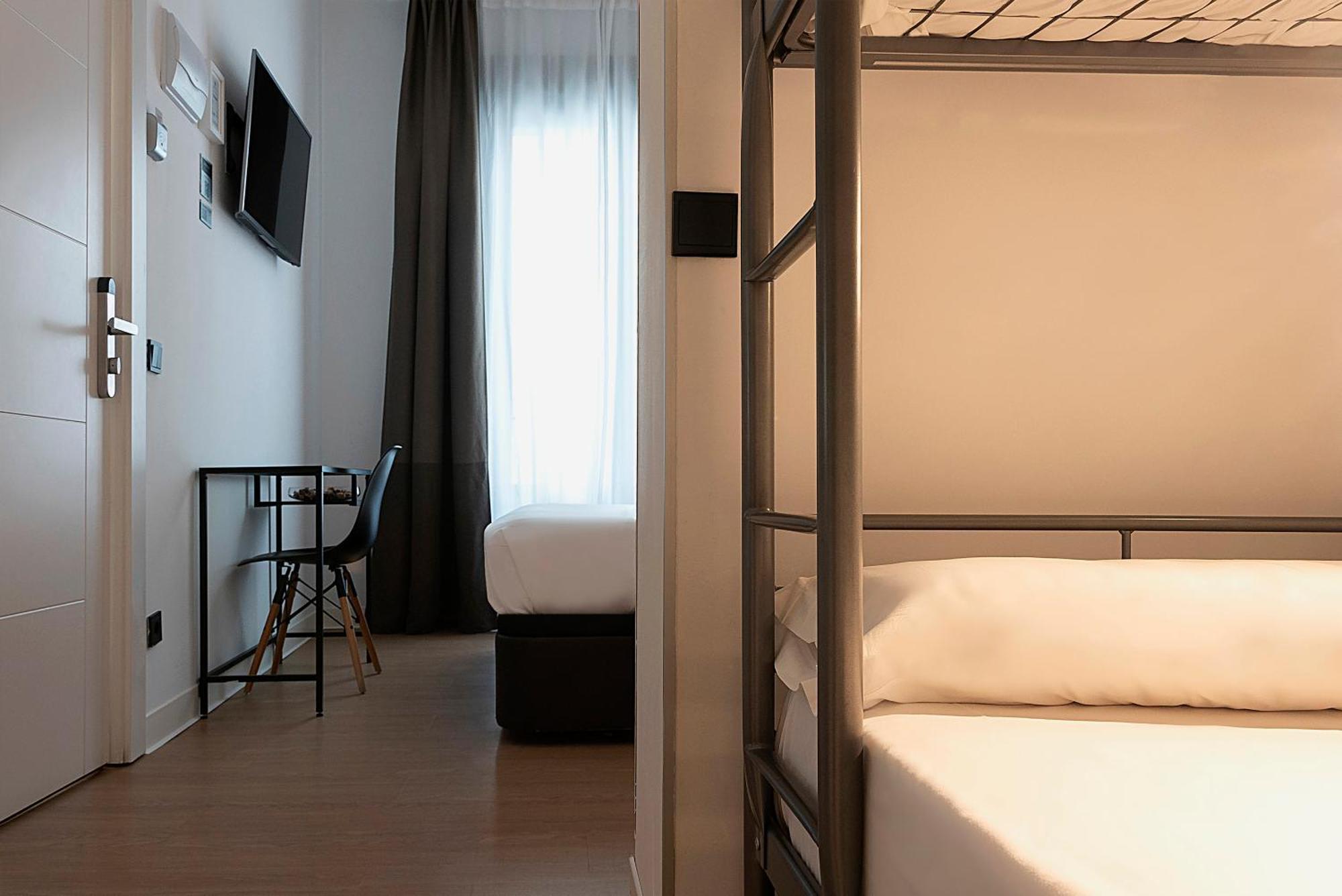 Woohoo Rooms Chueca Madrid Bagian luar foto