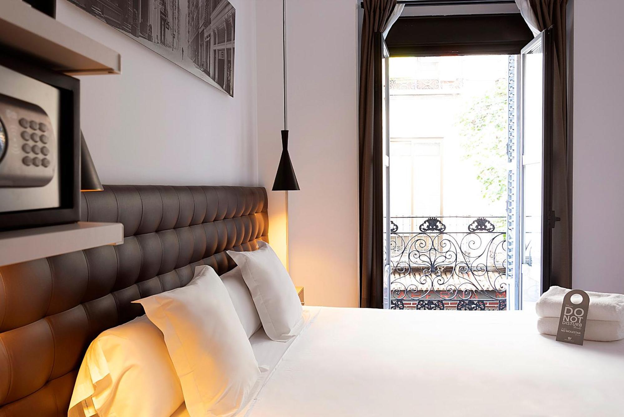 Woohoo Rooms Chueca Madrid Bagian luar foto