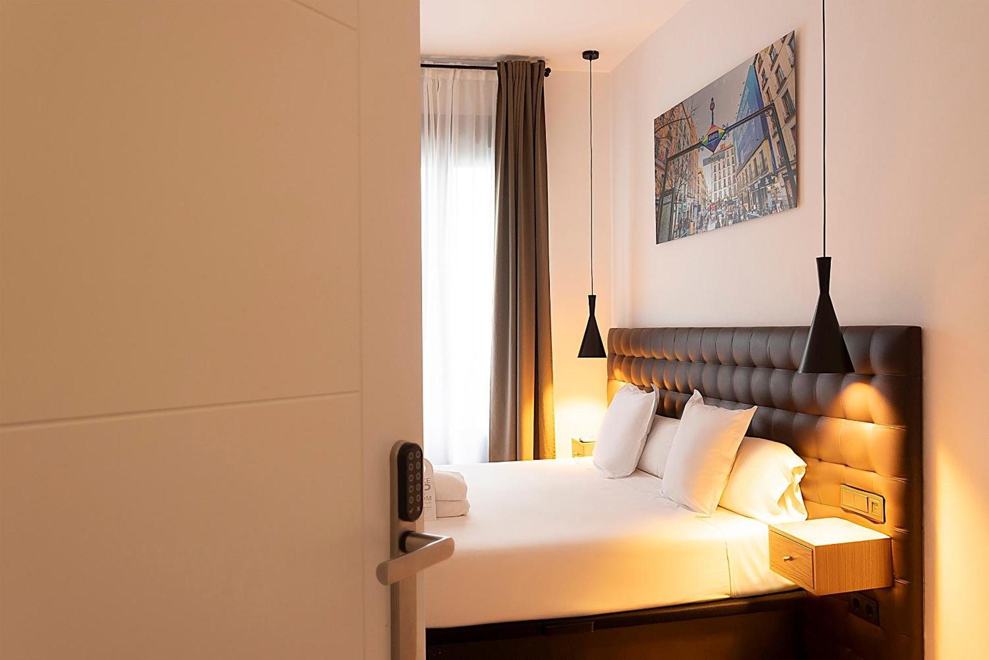 Woohoo Rooms Chueca Madrid Bagian luar foto
